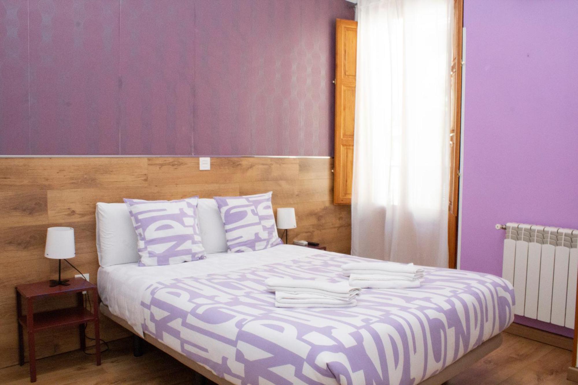 Hostal Abel Victoriano Madrid Bagian luar foto